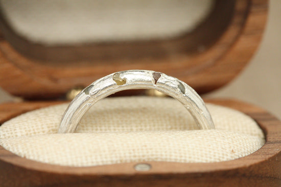 Horse Chestnut Rough Diamonds Ring