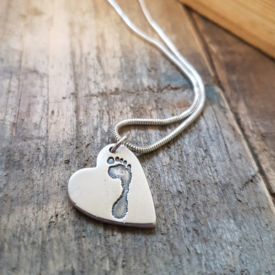 Baby Footprint Necklace for Mom - New Mom Necklace with Birthstone | FARUZO